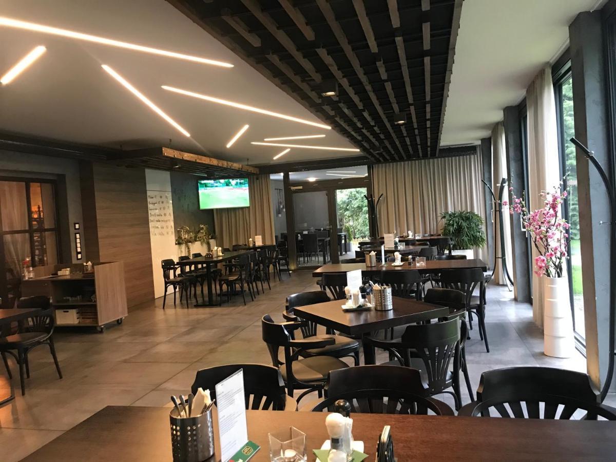 Restaurace A Penzion U Klasku Olomouc Eksteriør bilde